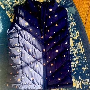 It is great for the pumpkin patch and it is a dark blue color and cute